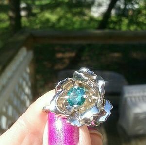 14kt WG Rose Pendant w Blue Diamond